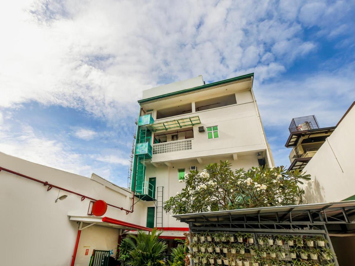 Oyo 842 City Smiles Apartelle San Juan  Εξωτερικό φωτογραφία