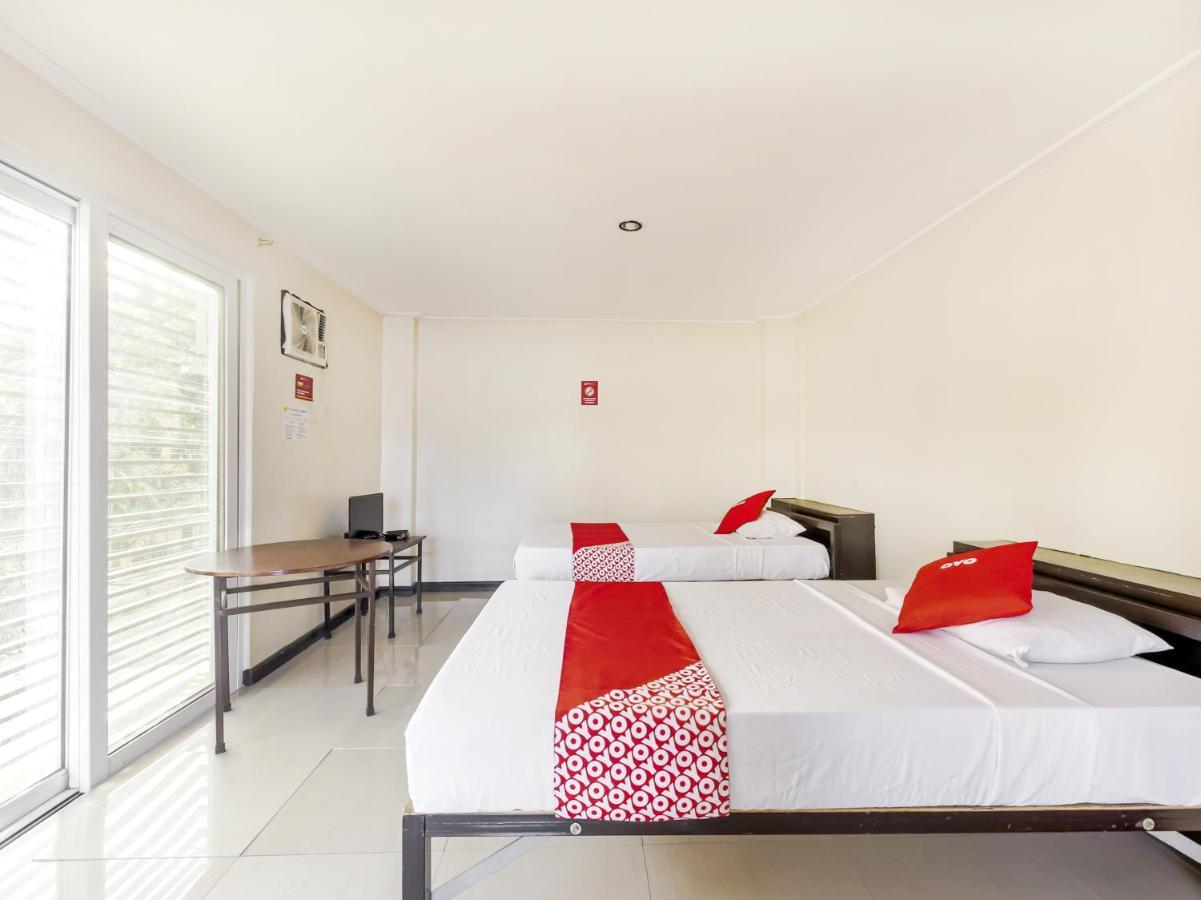 Oyo 842 City Smiles Apartelle San Juan  Εξωτερικό φωτογραφία