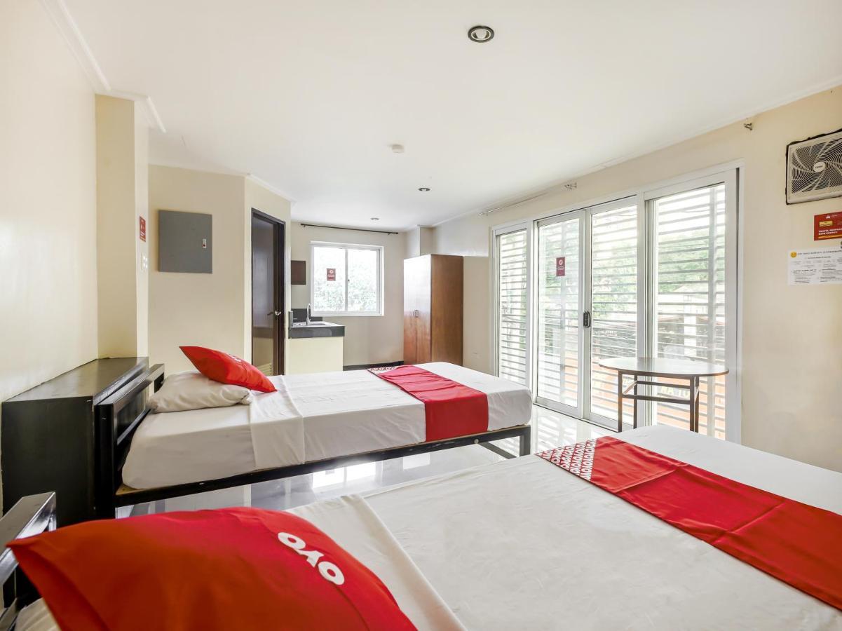Oyo 842 City Smiles Apartelle San Juan  Εξωτερικό φωτογραφία